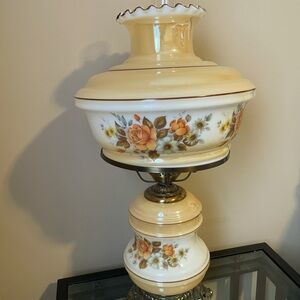 Cream Floral Glass Table Lamp with Gold Accents